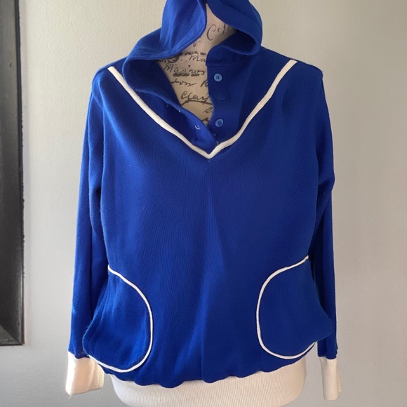 Blue and White Vintage Fleece Sweatshirt - Picture 1 of 3